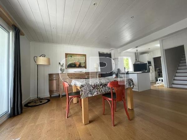Bressuire Maison contemporaine Ajouter à ma sélection Référence : 6414