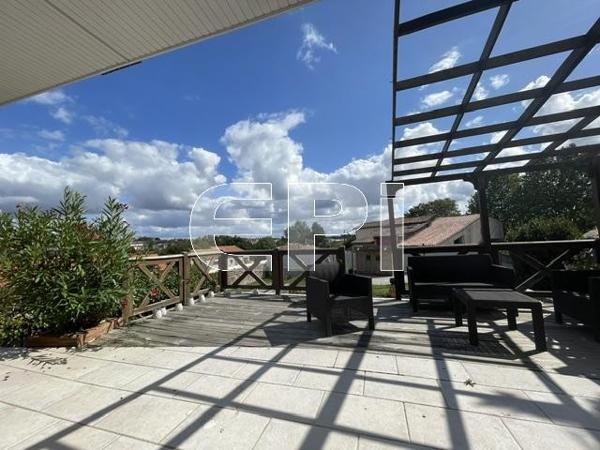 Bressuire Maison contemporaine Ajouter à ma sélection Référence : 6414
