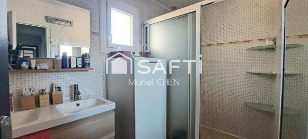 AUBORD : villa avec garage, jardin et piscine