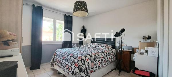 AUBORD : villa avec garage, jardin et piscine