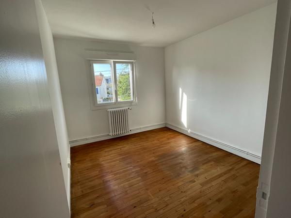 Maison - 5 pièces - 85 m²