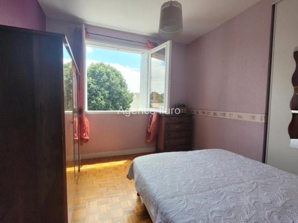 Location meublée - T3 - Oloron-sainte-marie - Réf.:205424 Bel appartement T3 meublé - Balcon - cave - Ascenseur