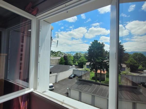 Location meublée - T3 - Oloron-sainte-marie - Réf.:205424 Bel appartement T3 meublé - Balcon - cave - Ascenseur