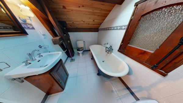 Marcorignan, jolie maison de village avec jardin et grange