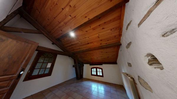 Marcorignan, jolie maison de village avec jardin et grange