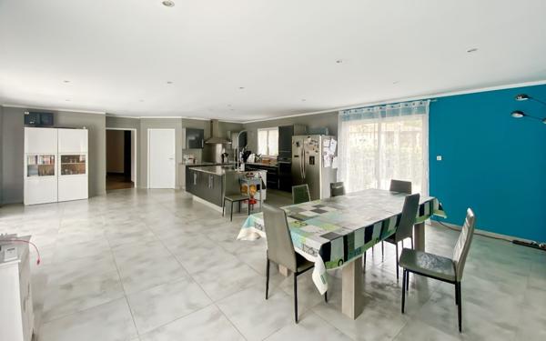 Maison à vendre    8 pièces •  Montauban