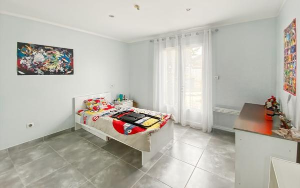 Maison à vendre    8 pièces •  Montauban