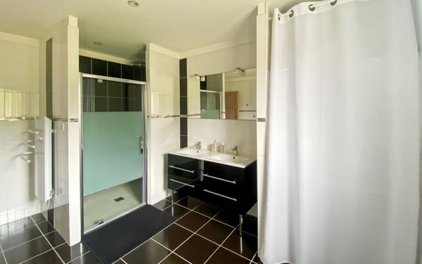 Maison à vendre    8 pièces •  Montauban