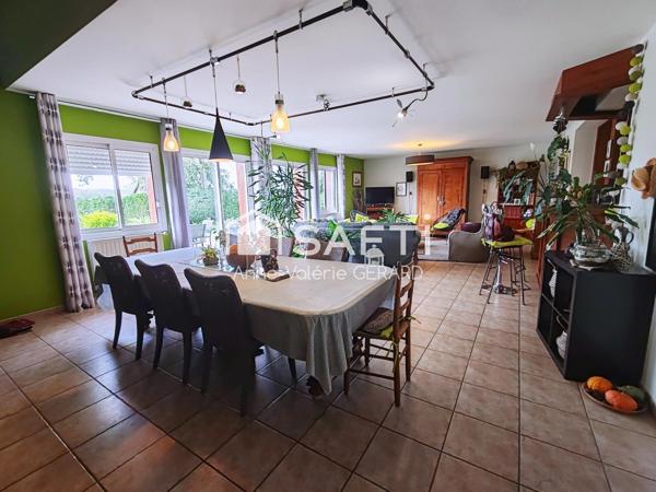 Maison 4chbs,grande pièce à vivre, jardin+champ