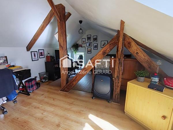 Maison 4chbs,grande pièce à vivre, jardin+champ