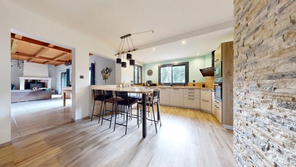 SAINT SAUVANT - MAISON - 4 CHAMBRES - DOUBLE GARAGE