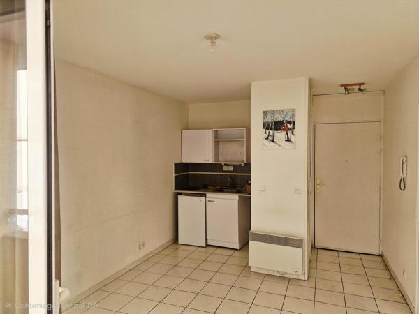 Appartement T2 avec balcon au coeur du 5ème arrondissement de Marseille
