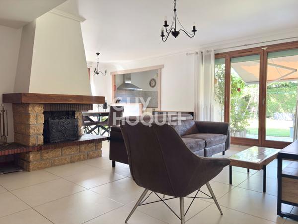 MAISON DE PLAIN-PIED (6 pièces) À VENDRE À SOISY-SUR-SEINE