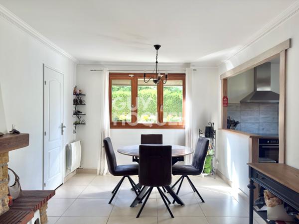 MAISON DE PLAIN-PIED (6 pièces) À VENDRE À SOISY-SUR-SEINE