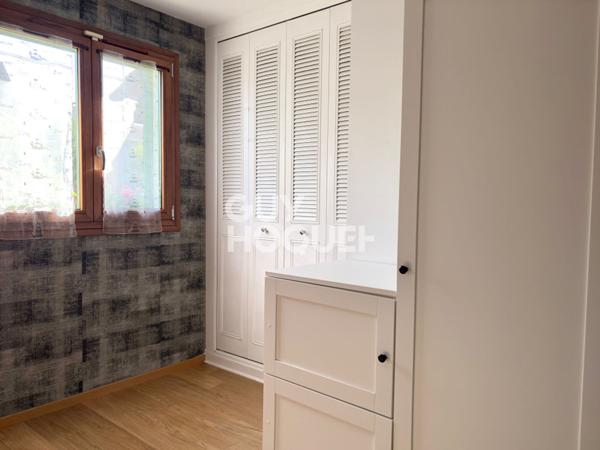 MAISON DE PLAIN-PIED (6 pièces) À VENDRE À SOISY-SUR-SEINE
