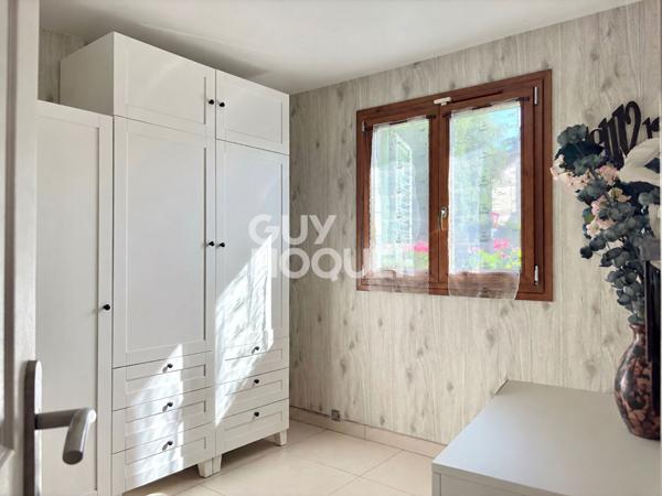 MAISON DE PLAIN-PIED (6 pièces) À VENDRE À SOISY-SUR-SEINE