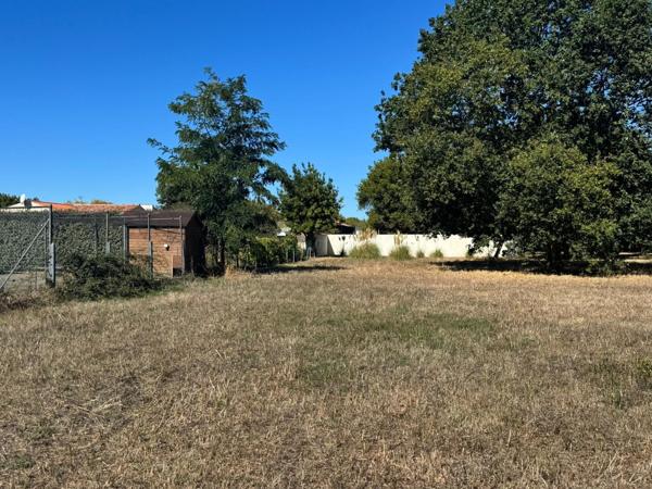 Terrain à DOLUS-D'OLERON, 17550 - 1058m²