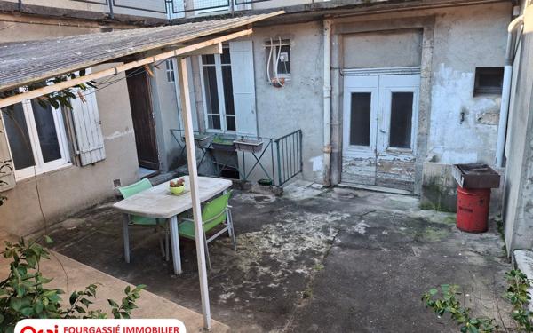 Immeuble à vendre    2 pièces •  Mazamet