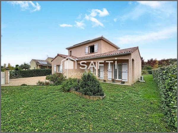 Maison d'environ 120 m2 de type 5 sur une parcelle d'environ 1200 m2