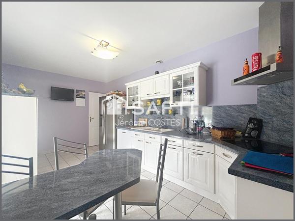 Maison d'environ 120 m2 de type 5 sur une parcelle d'environ 1200 m2