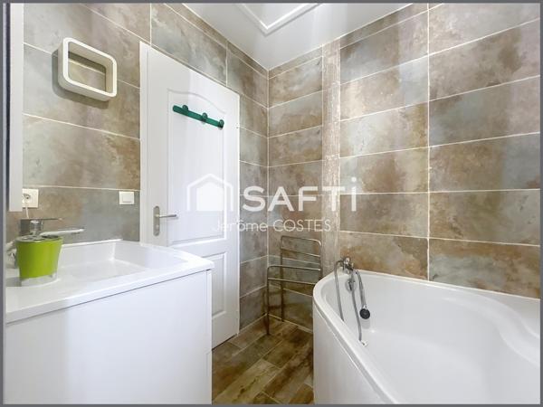 Maison d'environ 120 m2 de type 5 sur une parcelle d'environ 1200 m2