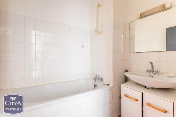Appartement à vendre 2 pièces 56.73m² Clermont-l'Hérault (34800)
