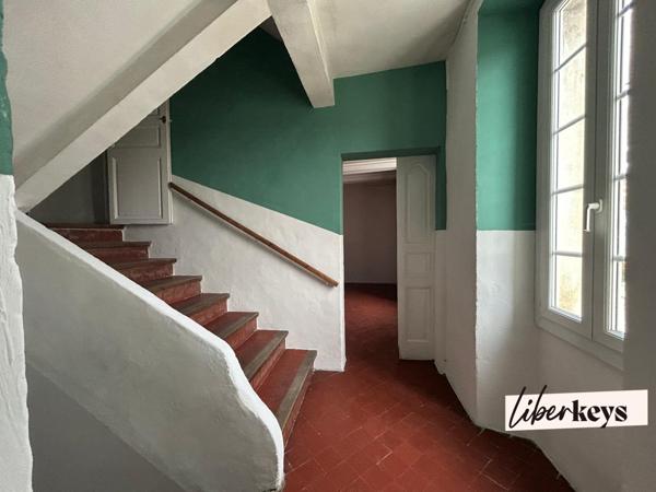 Maison de ville avec cour, Mazan centre