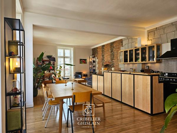 Appartement T4 d’Exception au Cœur de Nantes 110 m².