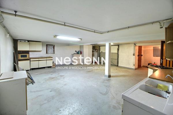 Vénissieux-limite ST-FONS :Maison type 5 adouble habitation et terrain divisible sur une parcelle de 1090m2