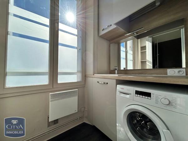 Appartement à louer 3 pièces 72.97m² Niort (79000)