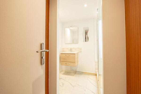 Lieux Uniques x Propriétés Privées PROPOSE BEL APPARTEMENT HYPER-CENTRE 106 M² BLOIS ALBERT 1er