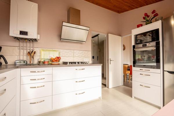 Lieux Uniques x Propriétés Privées PROPOSE BEL APPARTEMENT HYPER-CENTRE 106 M² BLOIS ALBERT 1er