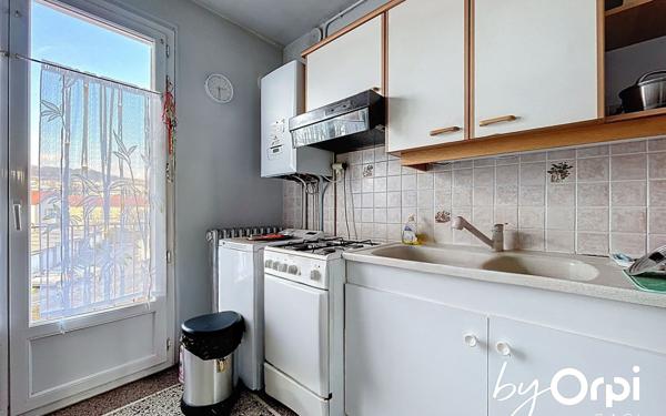 Appartement à vendre    3 pièces • 55 m2 Clermont-Ferrand