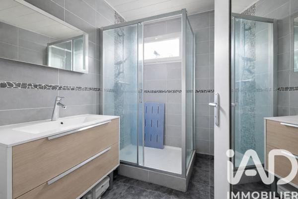 Maison à vendre 7 pièces 125 m² Le Perray-en-Yvelines