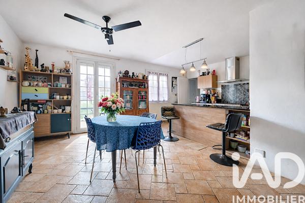 Maison à vendre 7 pièces 125 m² Le Perray-en-Yvelines