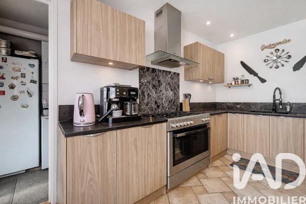 Maison à vendre 7 pièces 125 m² Le Perray-en-Yvelines