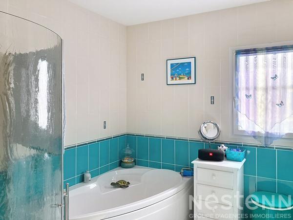 Superbe villa de 5 pièces,135 m², avec piscine à Saujon, proche commodités et mer,