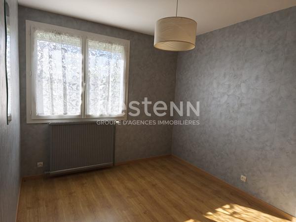 Maison familiale à Bressuire Spacieuse et lumineuse de 110m² avec un terrain de 480m²