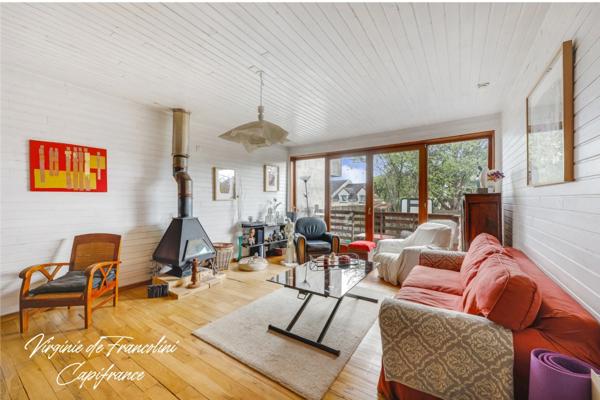 Fontenay-sous-Bois-A vendre maison de 2008-6p-jardin-2 terrasses-un balcon-Une dépendance-cave-Calme-sans vis-à-vis