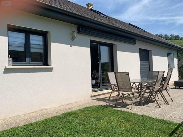 Maison à vendre à Saint-Martin-Valmeroux dans le Cantal (15140), ref : 15060/1161