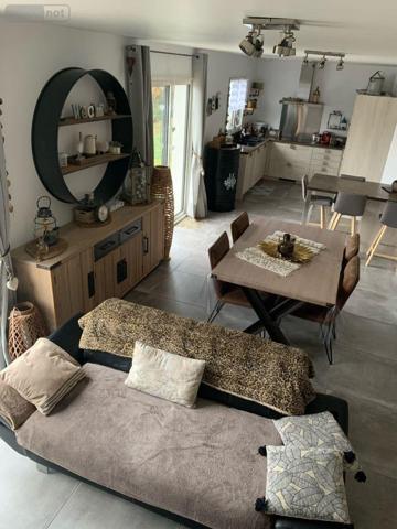 Maison à vendre à Saint-Martin-Valmeroux dans le Cantal (15140), ref : 15060/1161