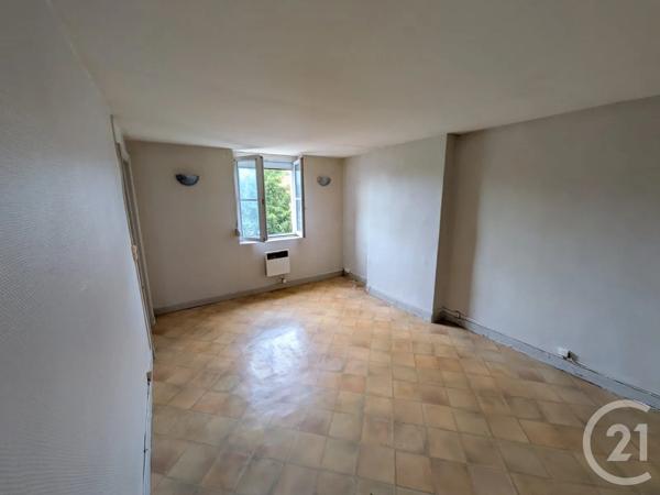 Appartement F2 Bis à vendre  2 pièces - 48 m 2   GUISE  - 02