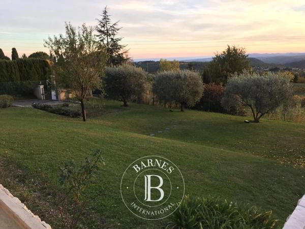 Vence, Villa 3 Chambres -  231 m² à vendre