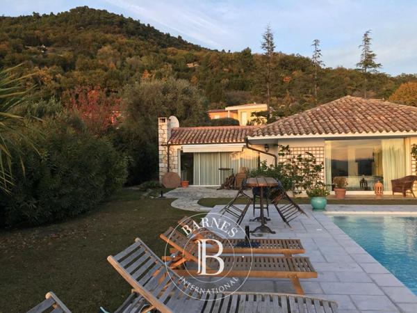 Vence, Villa 3 Chambres -  231 m² à vendre