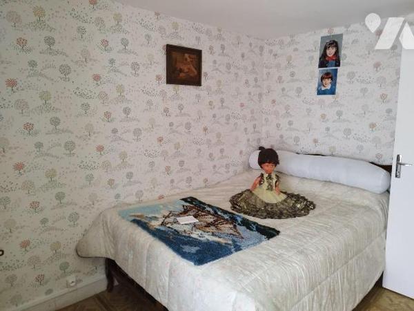 A VENDRE. Maison. LA BAROCHE SOUS LUCE. Sud Orne. Basse Normandie.
Aux abords du bourg, maison...