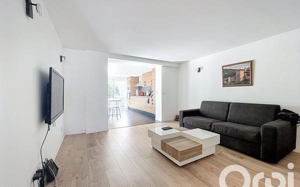 Immeuble à vendre    9 pièces • 211,93 m2 Cabestany