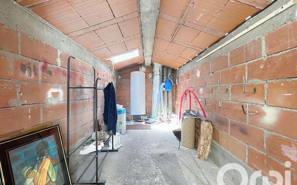 Immeuble à vendre    9 pièces • 211,93 m2 Cabestany