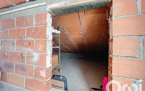 Immeuble à vendre    9 pièces • 211,93 m2 Cabestany