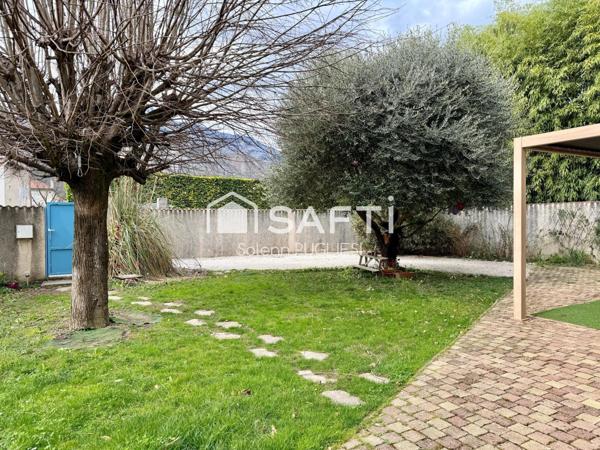 Maison alliant calme et ville