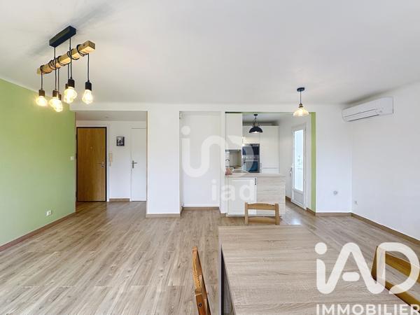 Location appartement 3 pièces 64,48 m² Marseille 8